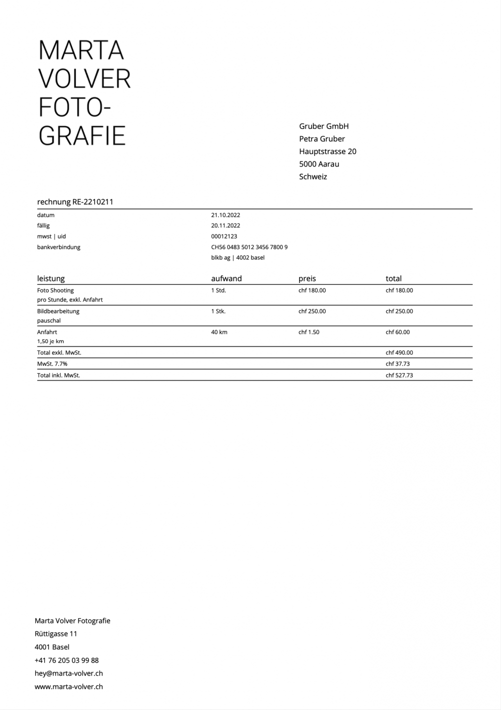 Screenshot of a custom invoice template created in CashCtrl for a photographer
