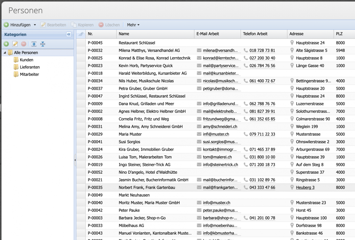 Screenshot: Contact overview in CashCtrl